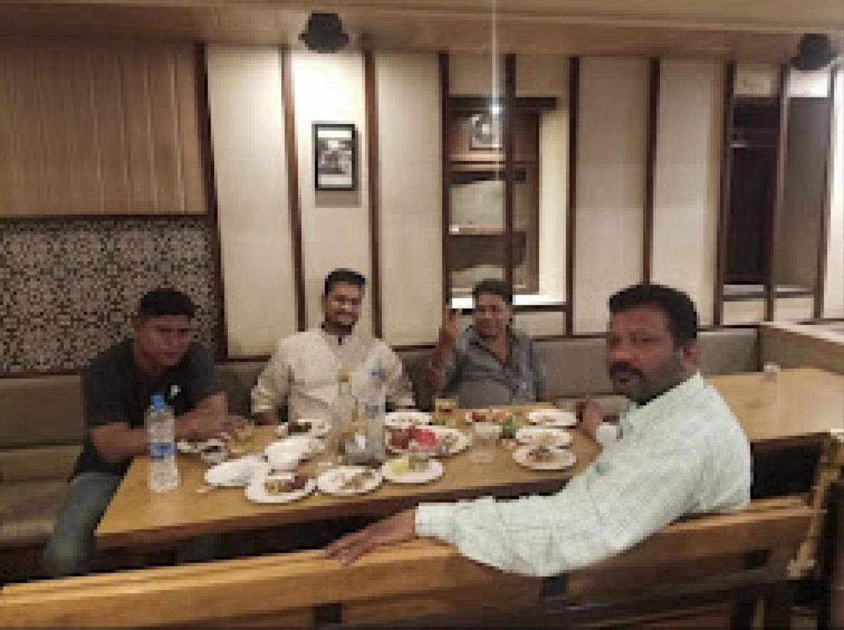 Panvel Palace Hotel Mumbai Bagian luar foto